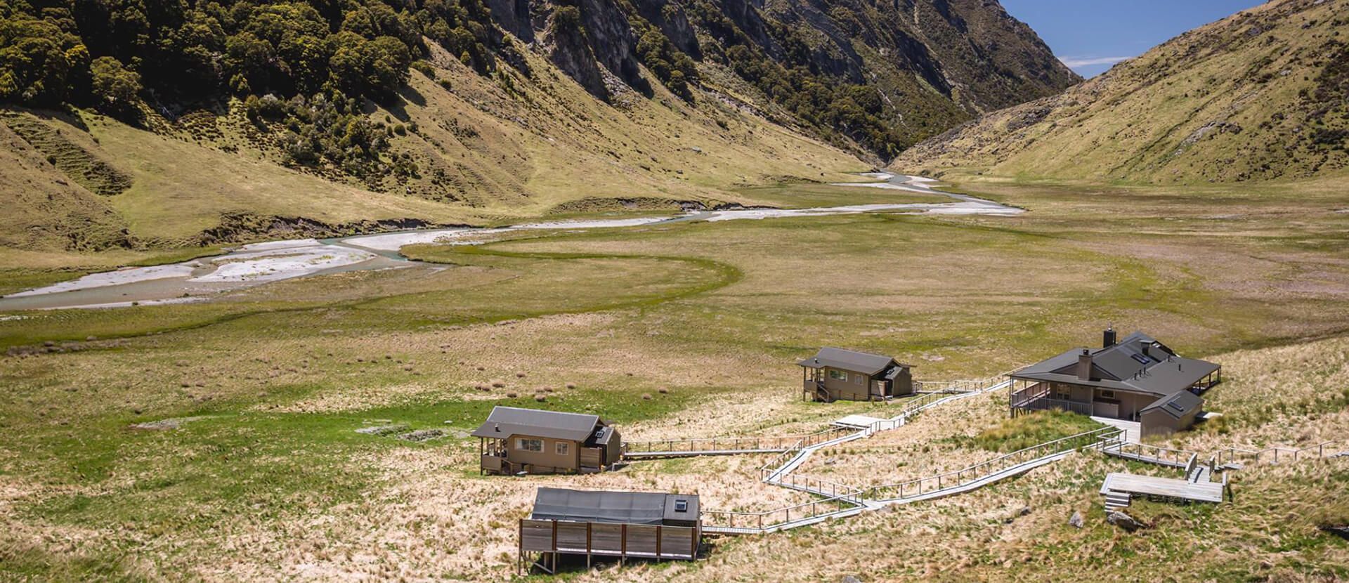 Minaret Station