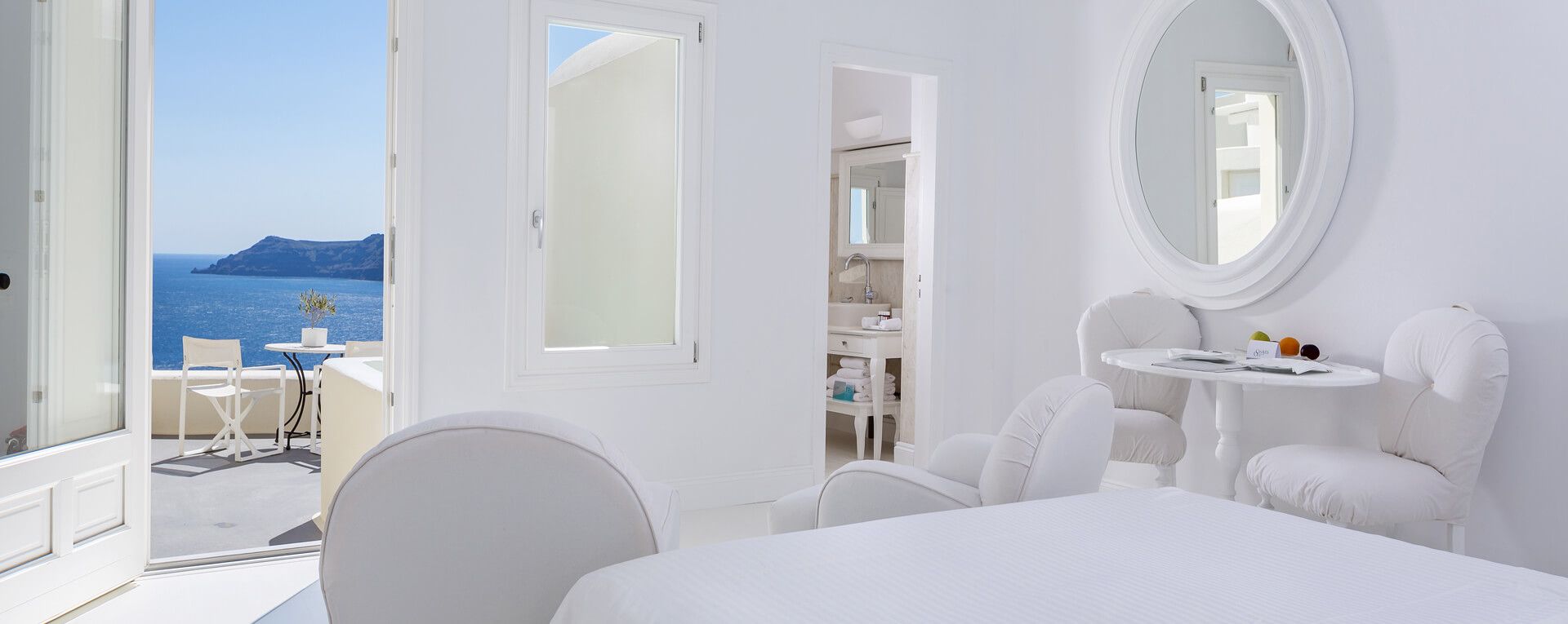 Canaves Oia Suites 