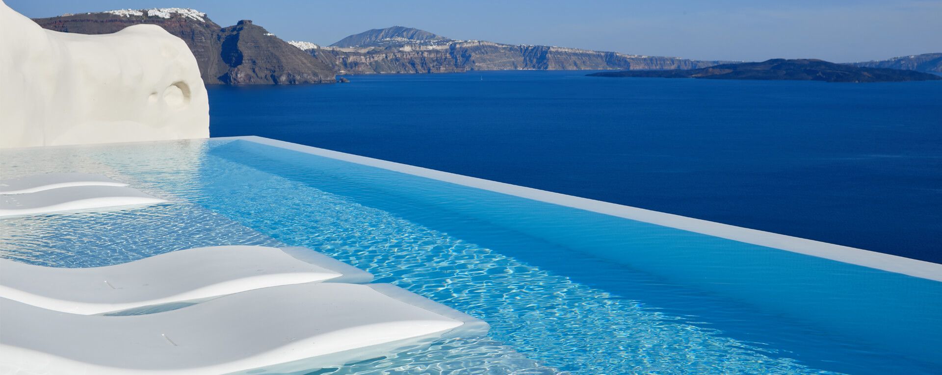 Canaves Oia Suites 