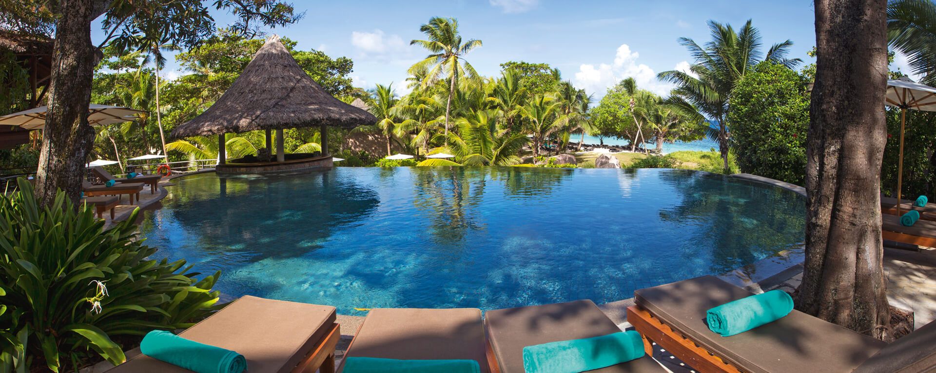 Constance Lemuria, Praslin