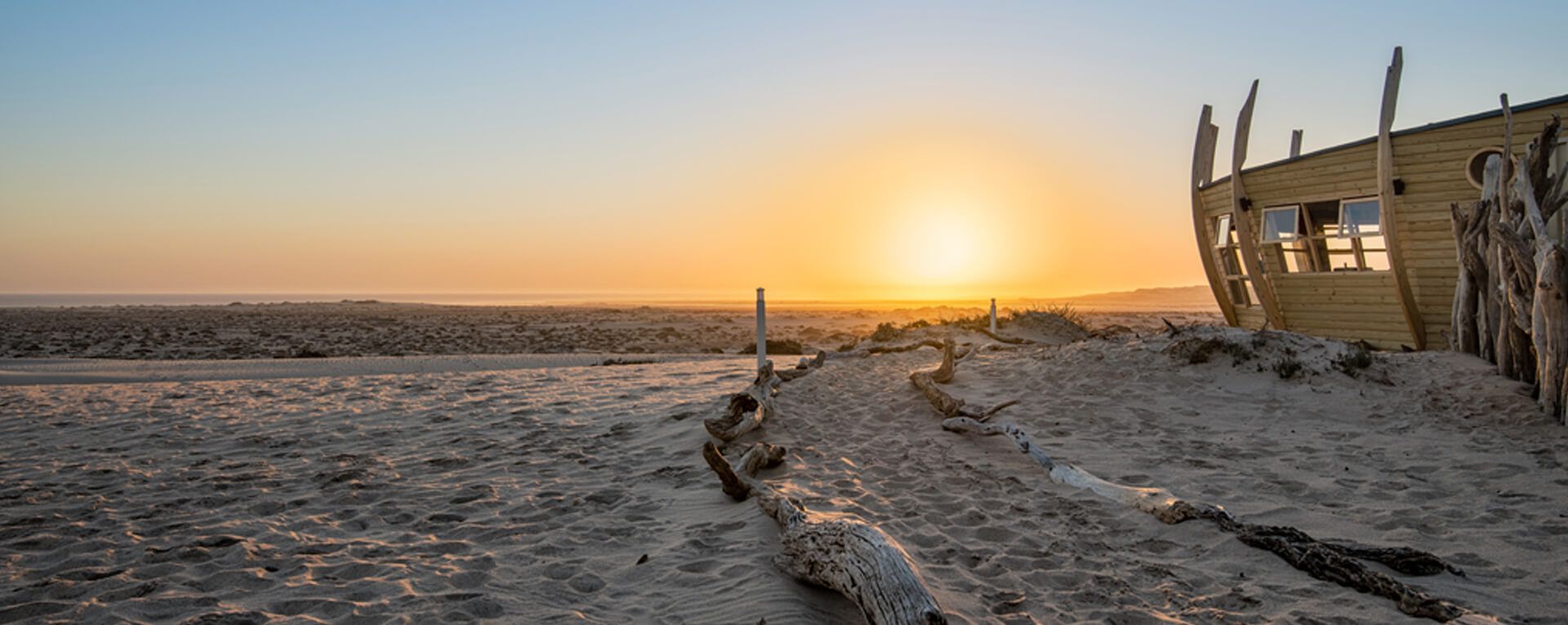 Shipwreck Lodge, Skeleton Coast