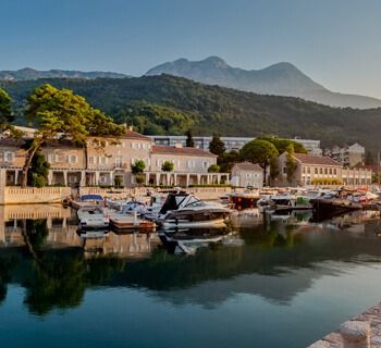 Lazure Hotel & Marina