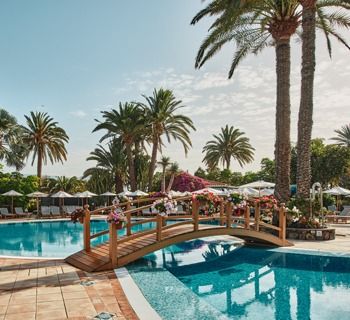 Seaside Grand Hotel Residencia