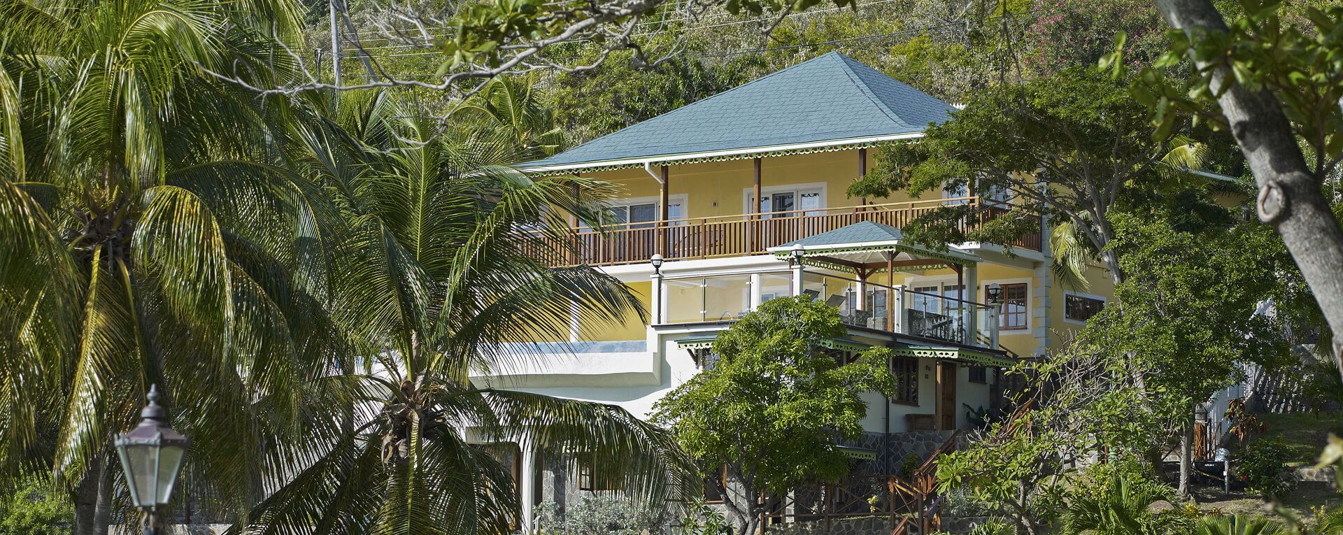 Bequia Beach Hotel